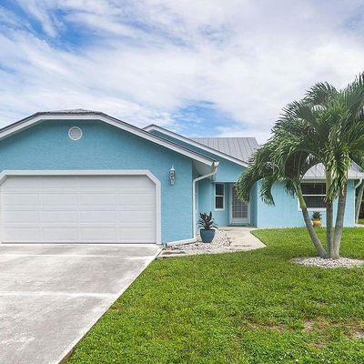 589 Ne Lima Vias, Jensen Beach, FL 34957