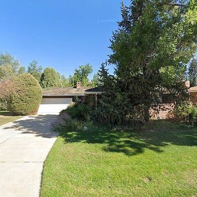 5904 S Logan St, Centennial, CO 80121