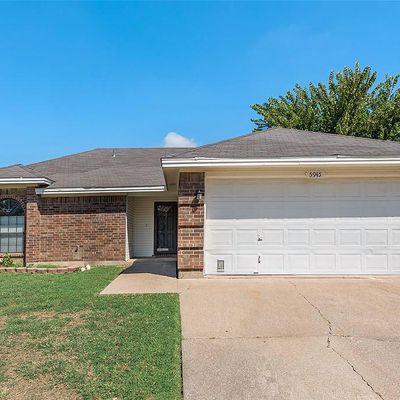 5945 Sundown Dr, Watauga, TX 76148