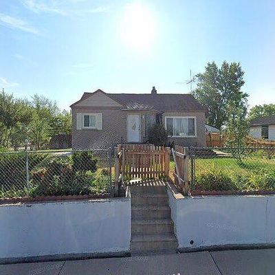 5980 Glencoe St, Commerce City, CO 80022