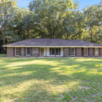 601 Leon Ct, Montezuma, GA 31063