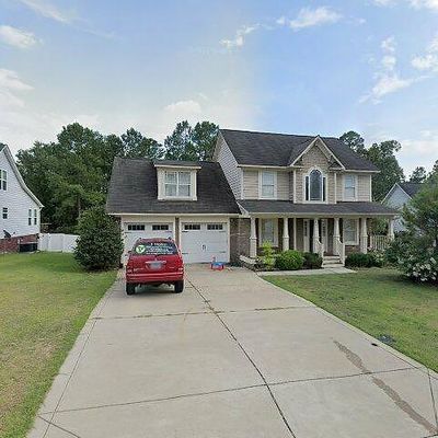 6033 Green Way Dr, Fayetteville, NC 28314