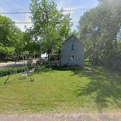 604 Hamilton St S, Waterville, MN 56096