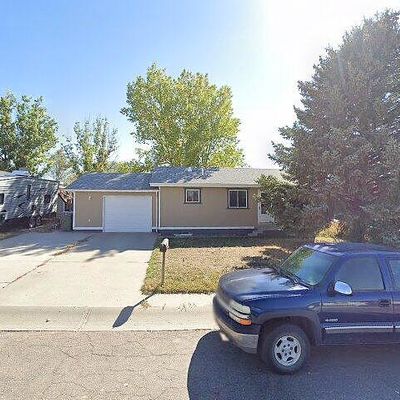 607 Osburn Dr, Douglas, WY 82633