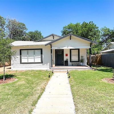 608 S Seaman St, Eastland, TX 76448