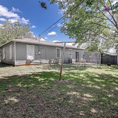 609 Skelly St, Crowley, TX 76036