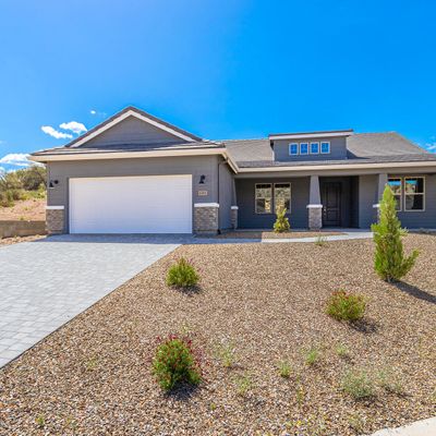 6095 N Stratford Ct, Rimrock, AZ 86335