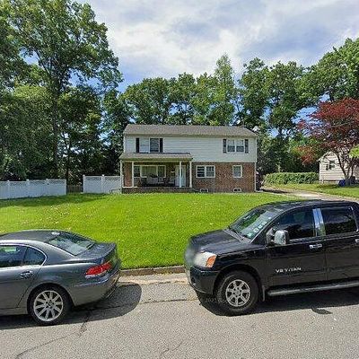 61 Herbert Dr, East Brunswick, NJ 08816