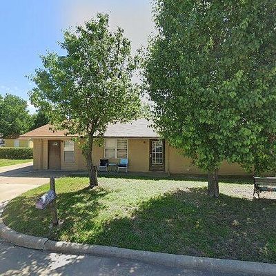 610 S 10 Th St, Sanger, TX 76266