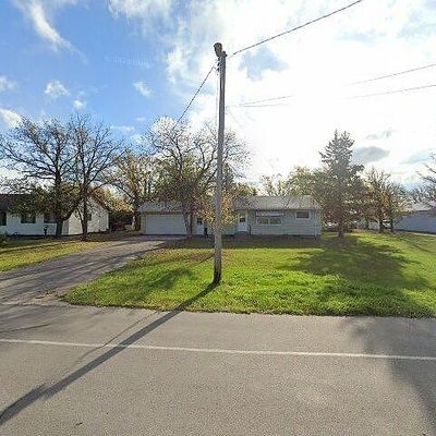 610 S Main St, Badger, MN 56714