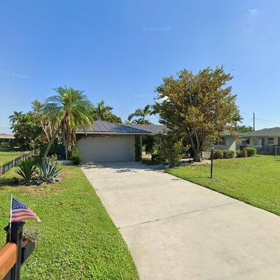 611 Coral Dr, Cape Coral, FL 33904