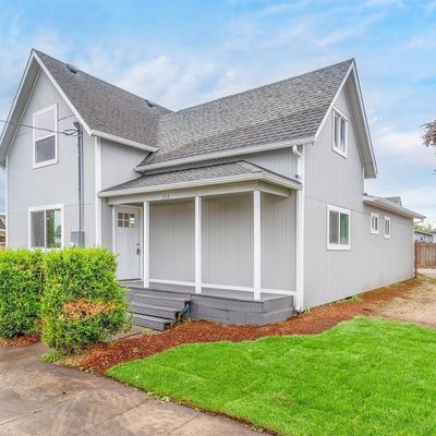 715 S 4 Th Ave, Kelso, WA 98626