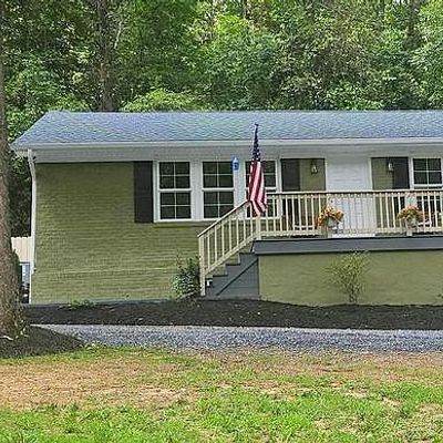 717 Coal Mine Rd, Strasburg, VA 22657