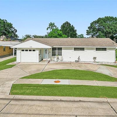 717 Beverly Garden Dr, Metairie, LA 70002