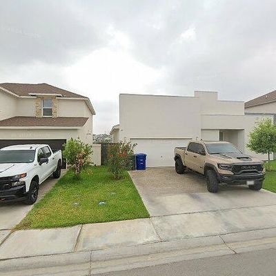 717 Solaz Dr, Laredo, TX 78045