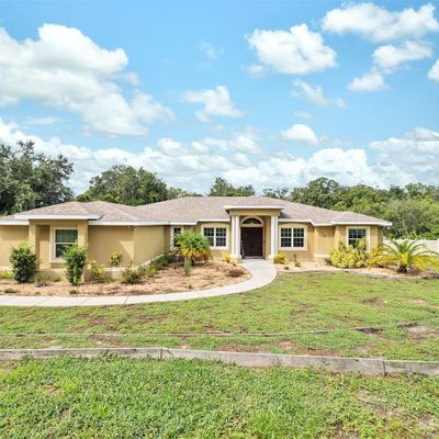 7172 River Country Dr, Weeki Wachee, FL 34607