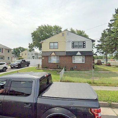 7184 Lee Ave, Pennsauken, NJ 08110