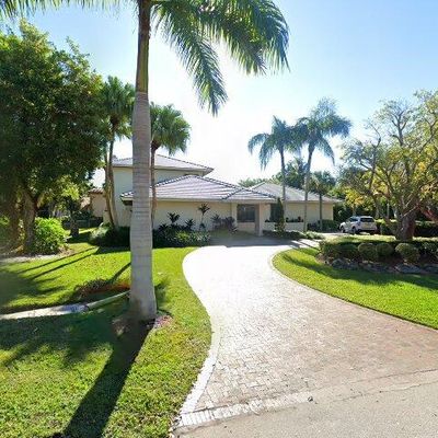 7185 E Lago Dr, Coral Gables, FL 33143