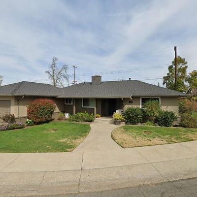 719 Costa Dr, Lodi, CA 95240