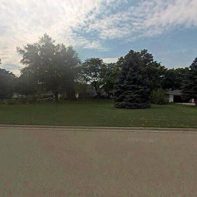 719 Jackson Ave, Omro, WI 54963