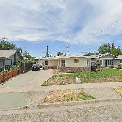 720 Mariposa Ave, Tulare, CA 93274