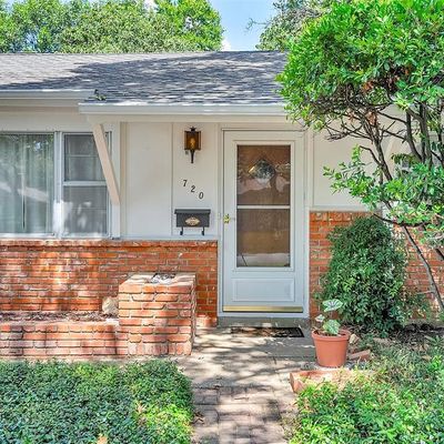 720 W Cheryl Ave, Hurst, TX 76053