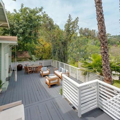 7206 Sycamore Trl, Los Angeles, CA 90068