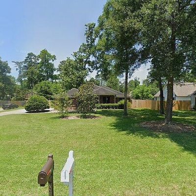 7210 Black Forest Dr, Magnolia, TX 77354