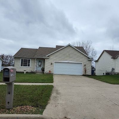 723 Green Meadows Dr, Middleville, MI 49333