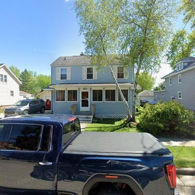 723 Park St, Waupun, WI 53963