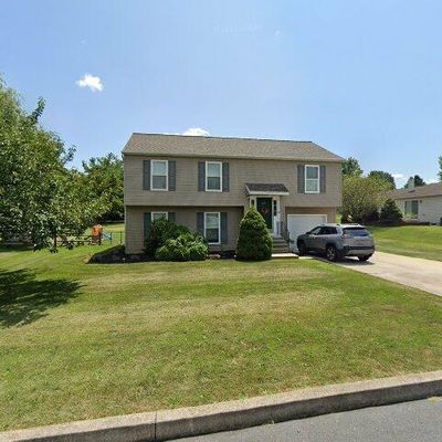 724 Riverview Dr, Etters, PA 17319