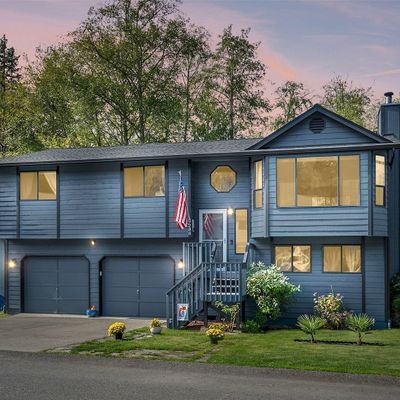 7288 Blackbird Dr Ne, Bremerton, WA 98311