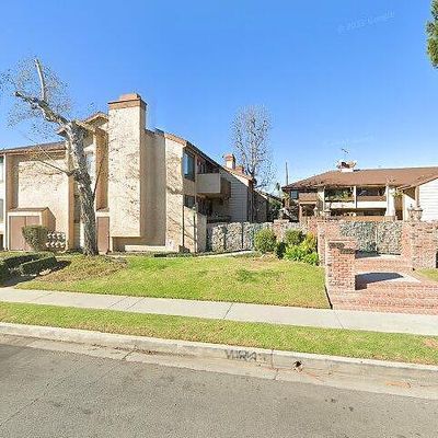 7305 Balboa Blvd, Lake Balboa, CA 91406