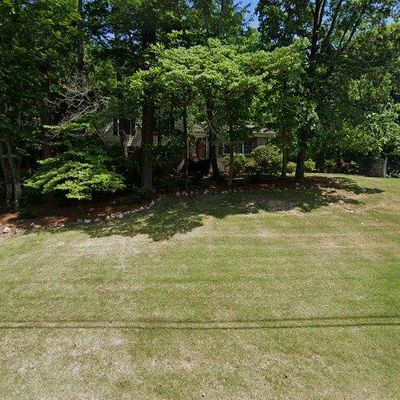 733 Wilderness Rd, Pelham, AL 35124