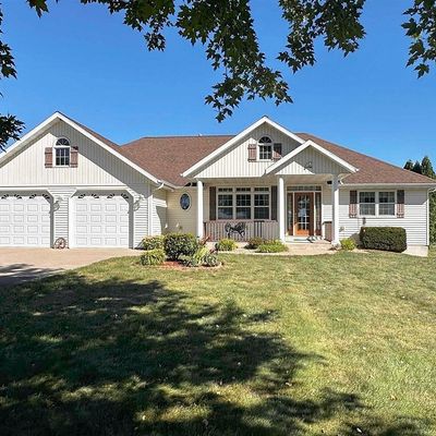 7382 Mill Creek Dr, Marshfield, WI 54449