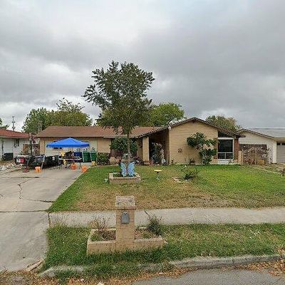 7447 Fieldgate Dr, San Antonio, TX 78227