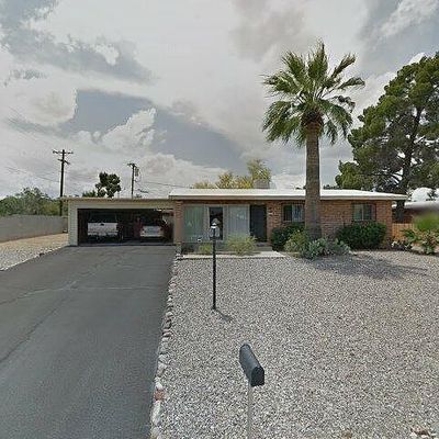 7450 E Calle La Vega, Tucson, AZ 85710