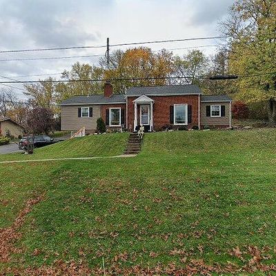 747 Croyland Ave, Indiana, PA 15701