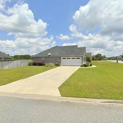 7481 Kayla Dr, Hahira, GA 31632