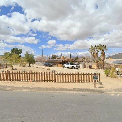 7490 Barberry Ave, Yucca Valley, CA 92284