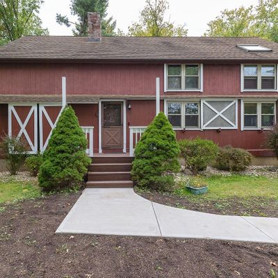 75 Henderson Rd, Kendall Park, NJ 08824