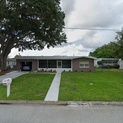 75 New Jersey Dr, Dunedin, FL 34698