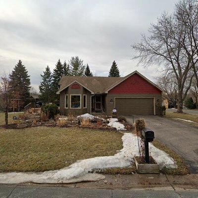 753 Canterbury Cir, Chanhassen, MN 55317