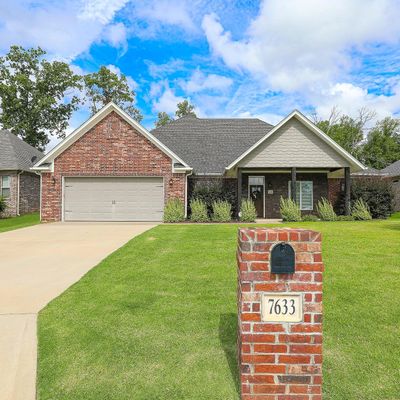 7633 S Shoreline Blvd, Benton, AR 72019