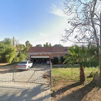 765 W County Line Rd, Calimesa, CA 92320