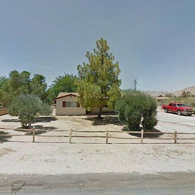 7674 Dumosa Ave, Yucca Valley, CA 92284