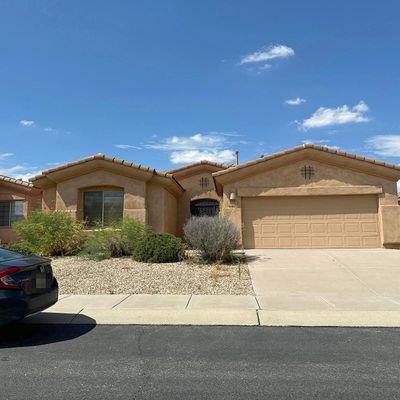 77 E Calle Trona, Green Valley, AZ 85614