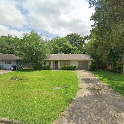 7708 Bretshire Dr, Houston, TX 77016