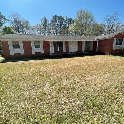 775 Morningside Dr, Starkville, MS 39759