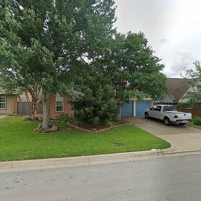 779 Briarwood Ln, Hurst, TX 76053